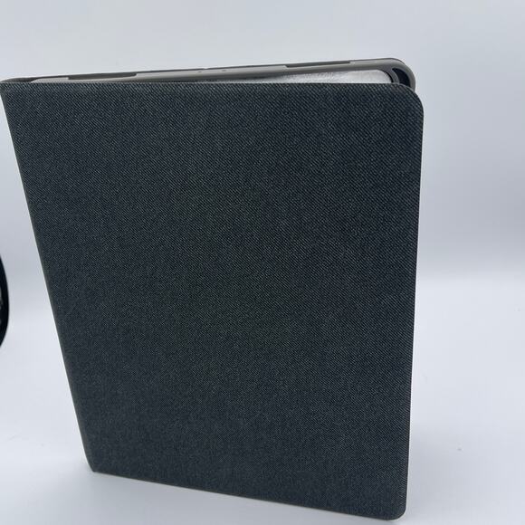 iPad Pro 12.9 Case with Pen Holder - Black Color - Picture 2 of 4